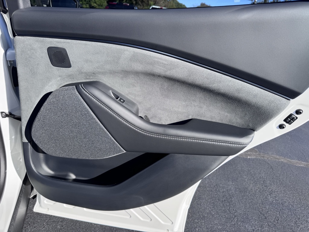 FordMustang Mach-E31