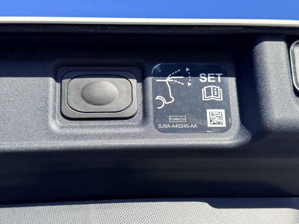 FordMustang Mach-E44