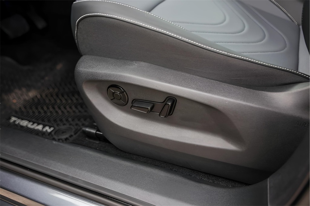 Used Car 2025 Volkswagen Tiguan  2.0t Se For Sale Under $30,000 In Austin, Texas