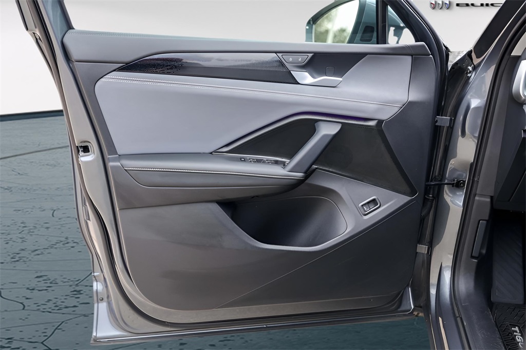 Used Car 2025 Volkswagen Tiguan  2.0t Se For Sale Under $30,000 In Austin, Texas