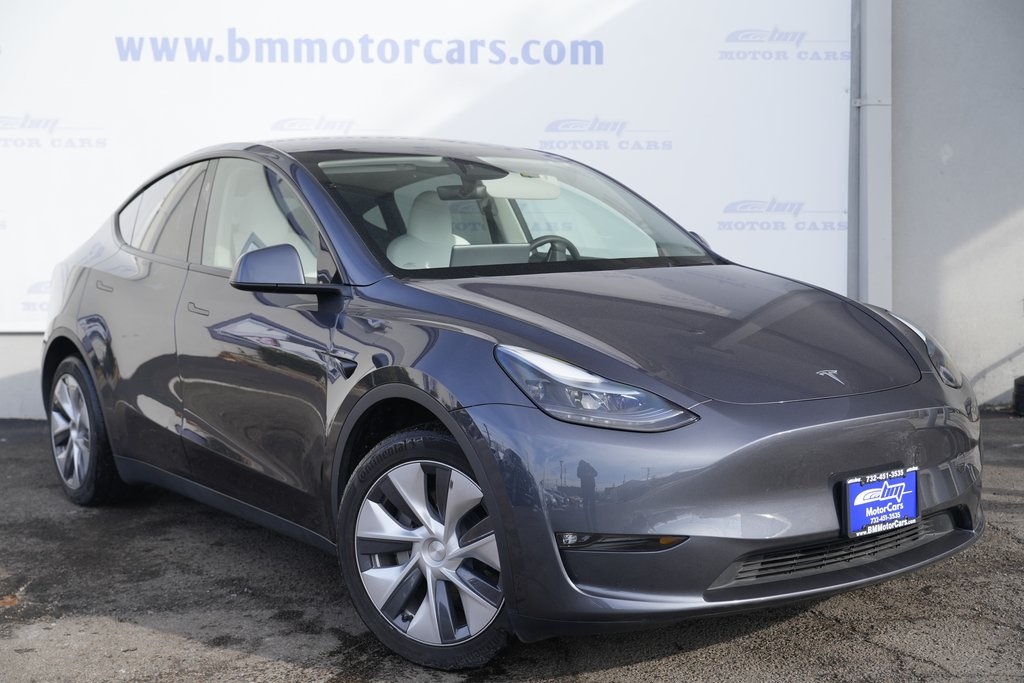 2023 Tesla Model Y RWD