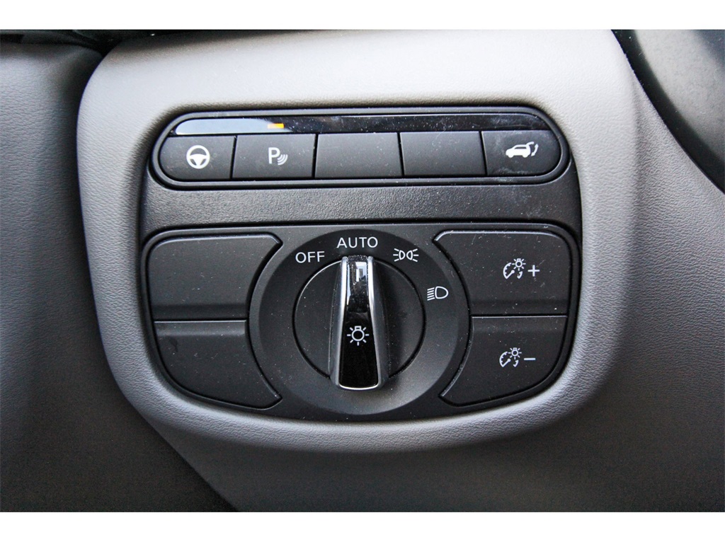 2023 INFINITI QX50 LUXE Black at South Houston Nissan