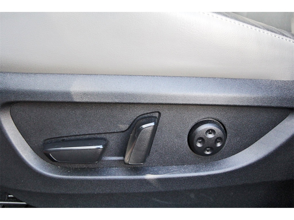 2023 INFINITI QX50 LUXE Black at South Houston Nissan