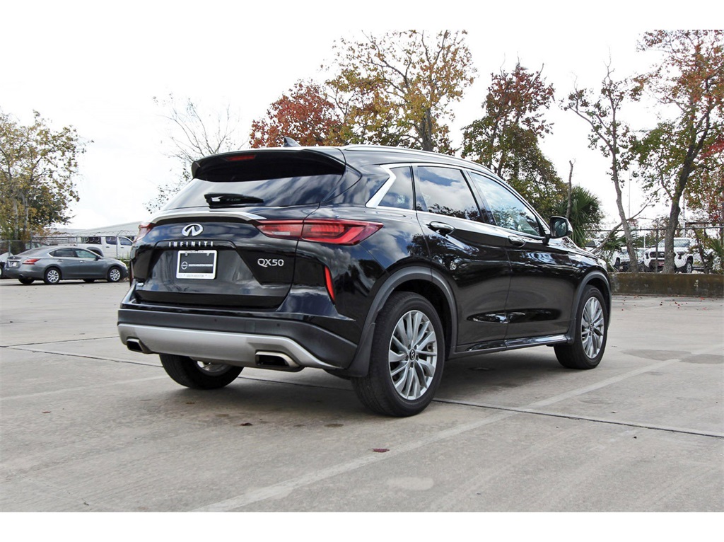 2023 INFINITI QX50 LUXE Black at South Houston Nissan
