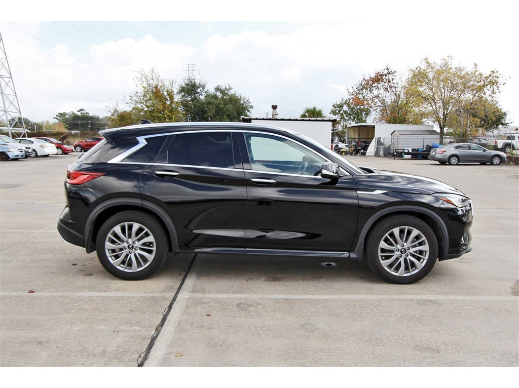 2023 INFINITI QX50 LUXE Black at South Houston Nissan