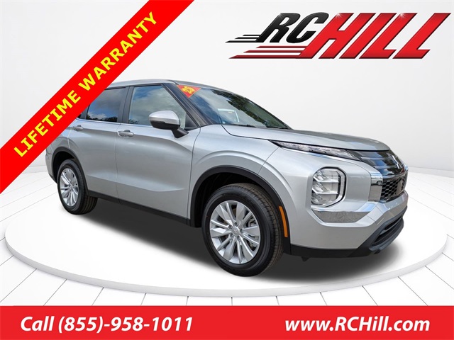 2025 Mitsubishi Outlander ES