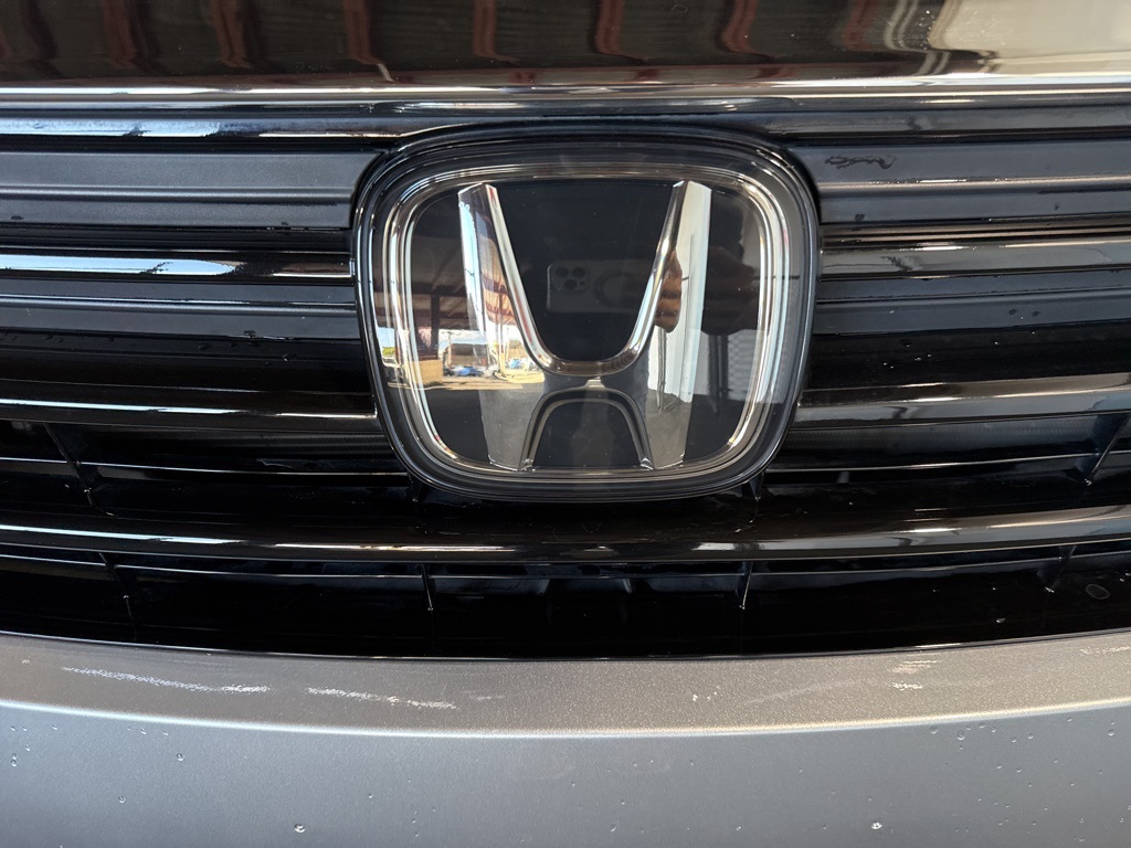 Thumbnail: 2021 Honda Odyssey - 16