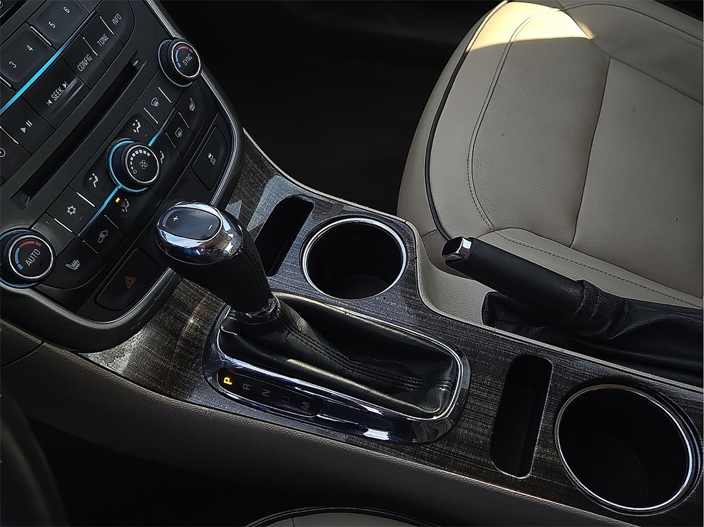 Used 2015 Chevrolet Malibu For Sale in Farmington, AR