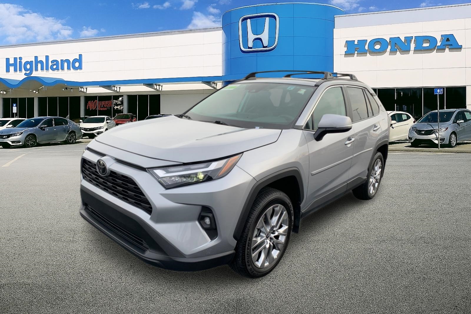 2024 Toyota RAV4 XLE Premium AWD