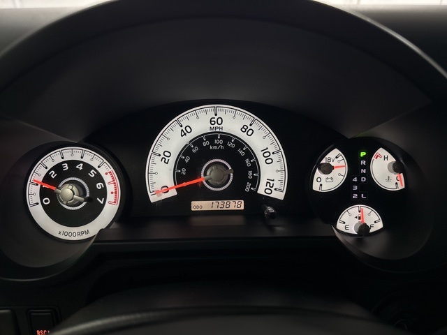 2014 Toyota FJ Cruiser Base photo 9