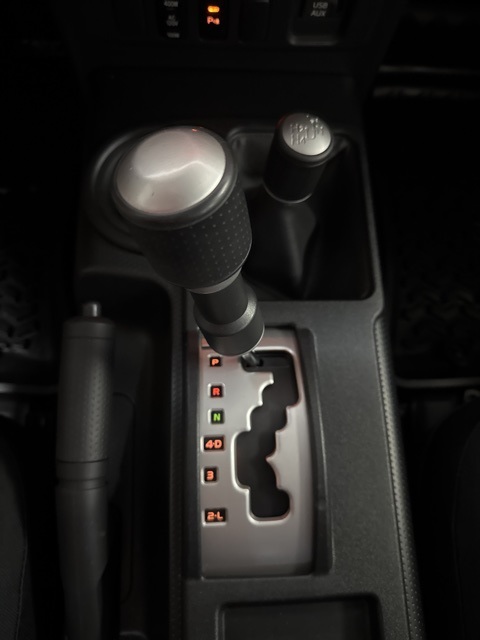 2014 Toyota FJ Cruiser Base photo 14