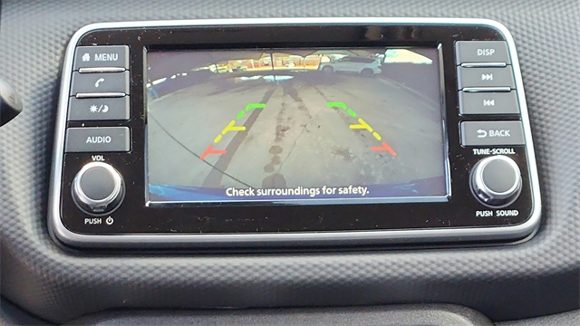 2025 Nissan Kicks Play