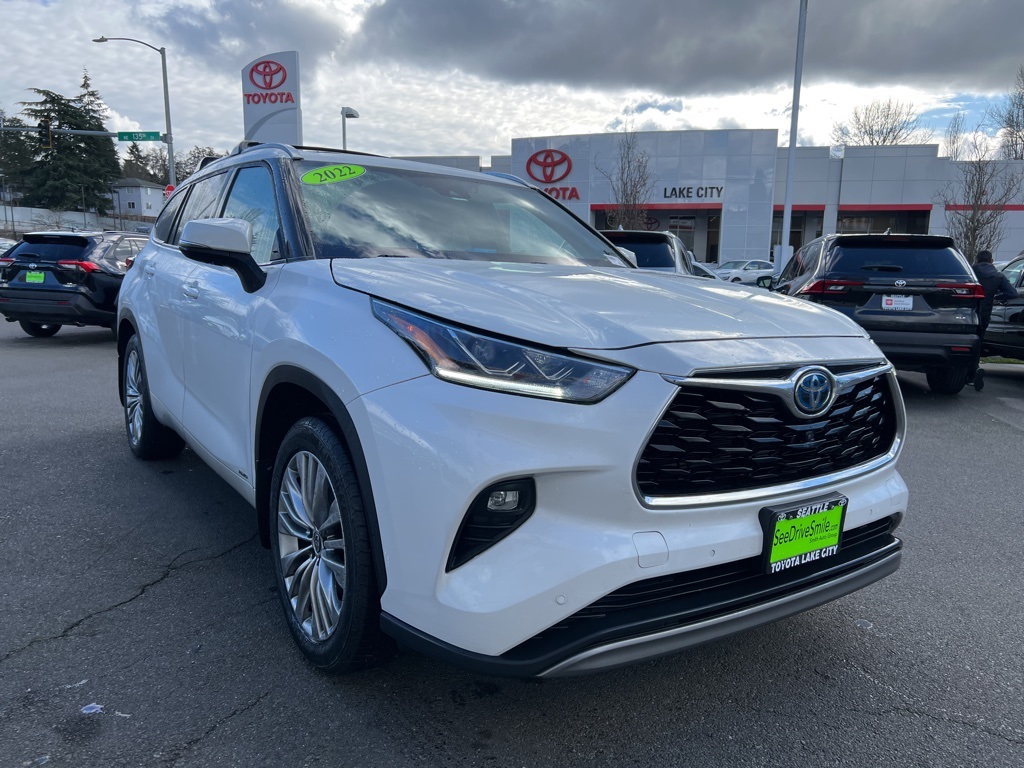 2022 Toyota Highlander Hybrid Platinum AWD