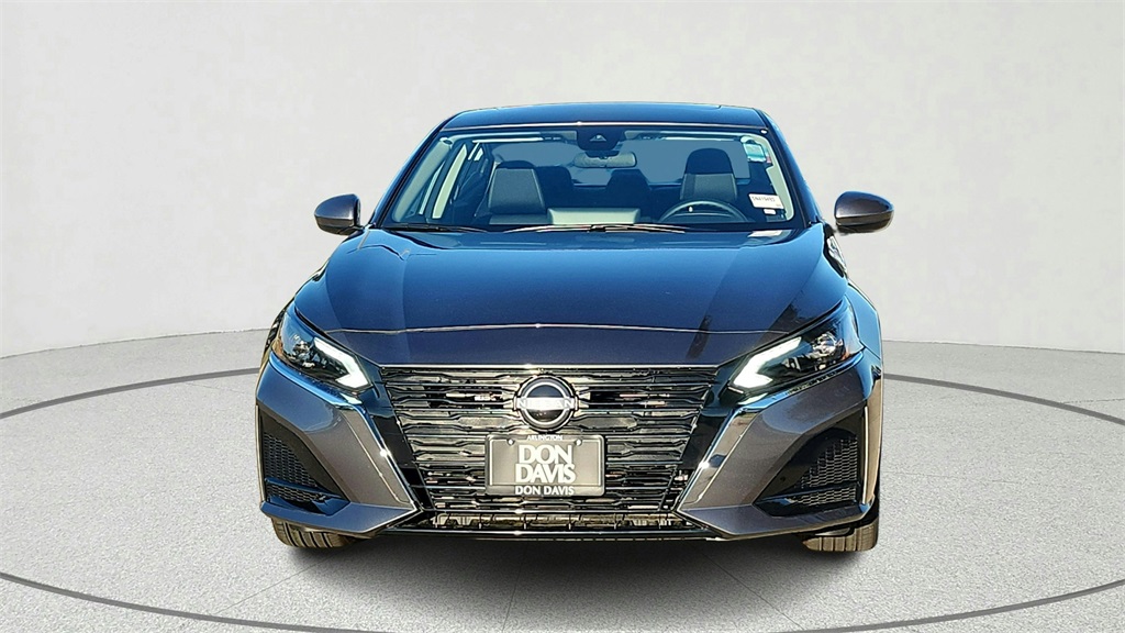 2025 Nissan Altima