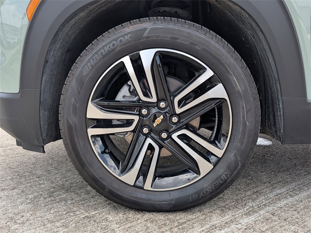 2025 Chevrolet TrailBlazer LT Green at AutoSavvy Houston Northwest