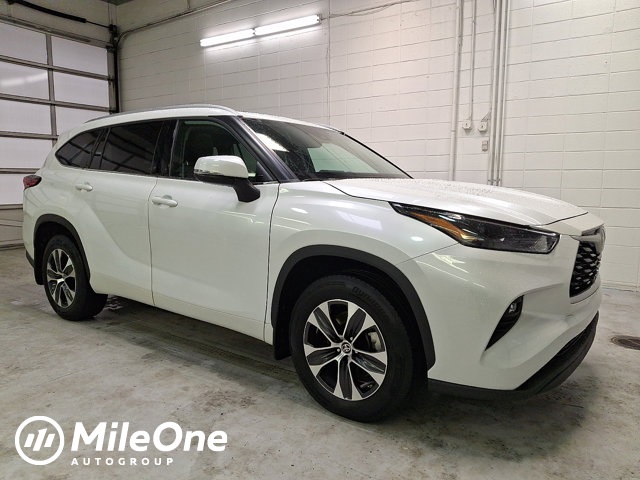 2022 Toyota Highlander XLE AWD