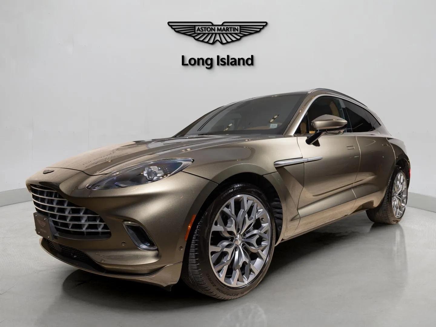 2022 Aston Martin DBX Base