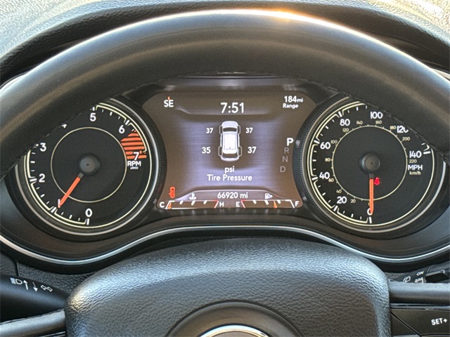 2023 Jeep Cherokee Altitude White at Martin Chrysler Dodge Jeep Ram