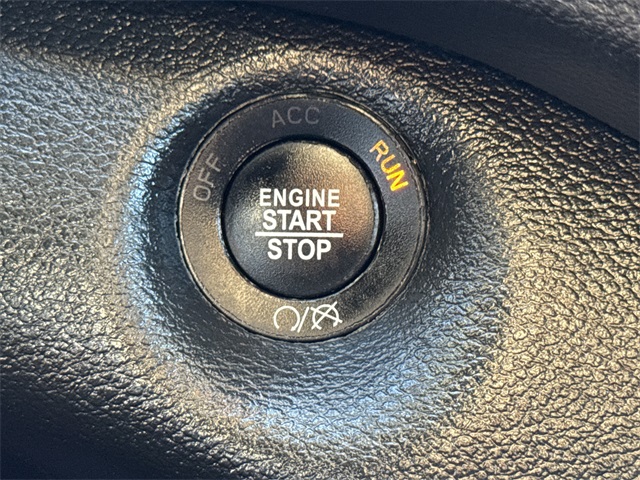 2023 Jeep Cherokee Altitude White at Martin Chrysler Dodge Jeep Ram