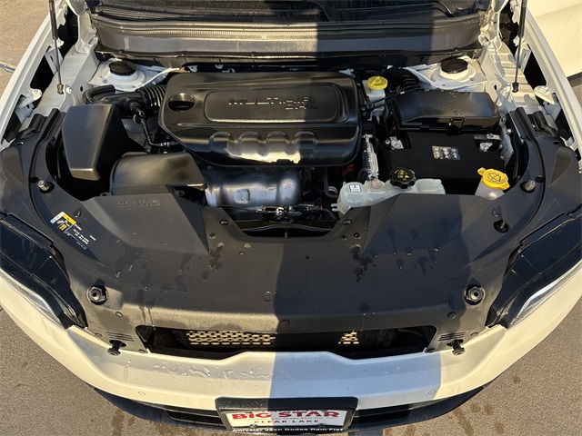 2023 Jeep Cherokee Altitude White at Martin Chrysler Dodge Jeep Ram