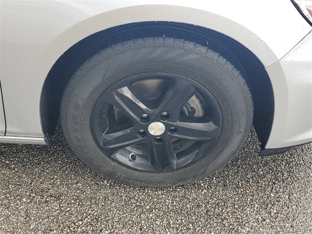 2021 Chevrolet Malibu LS photo 7