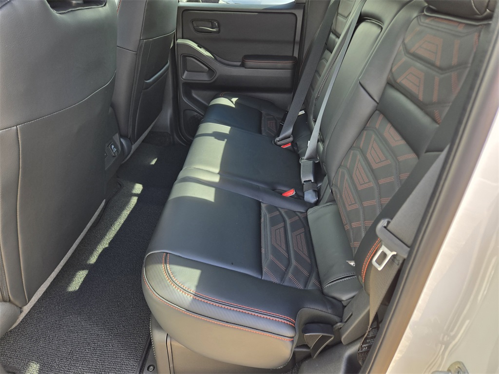 2026 Nissan Frontier PRO-4X - 8