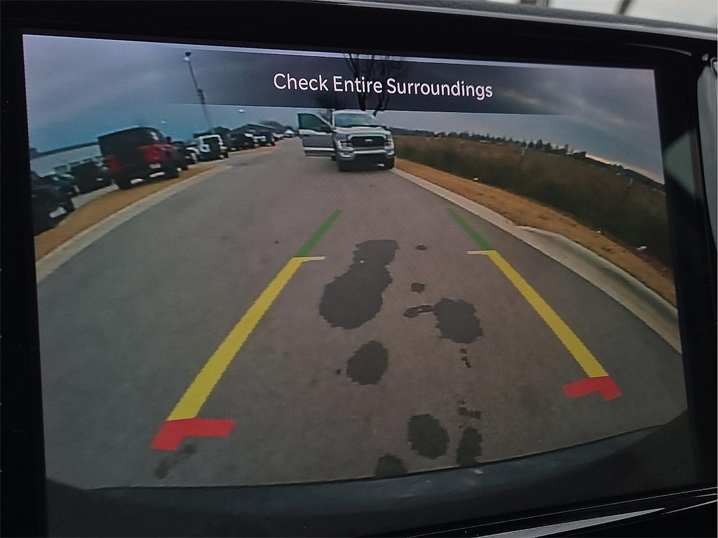 Used 2024 Chrysler Pacifica For Sale in Farmington, AR