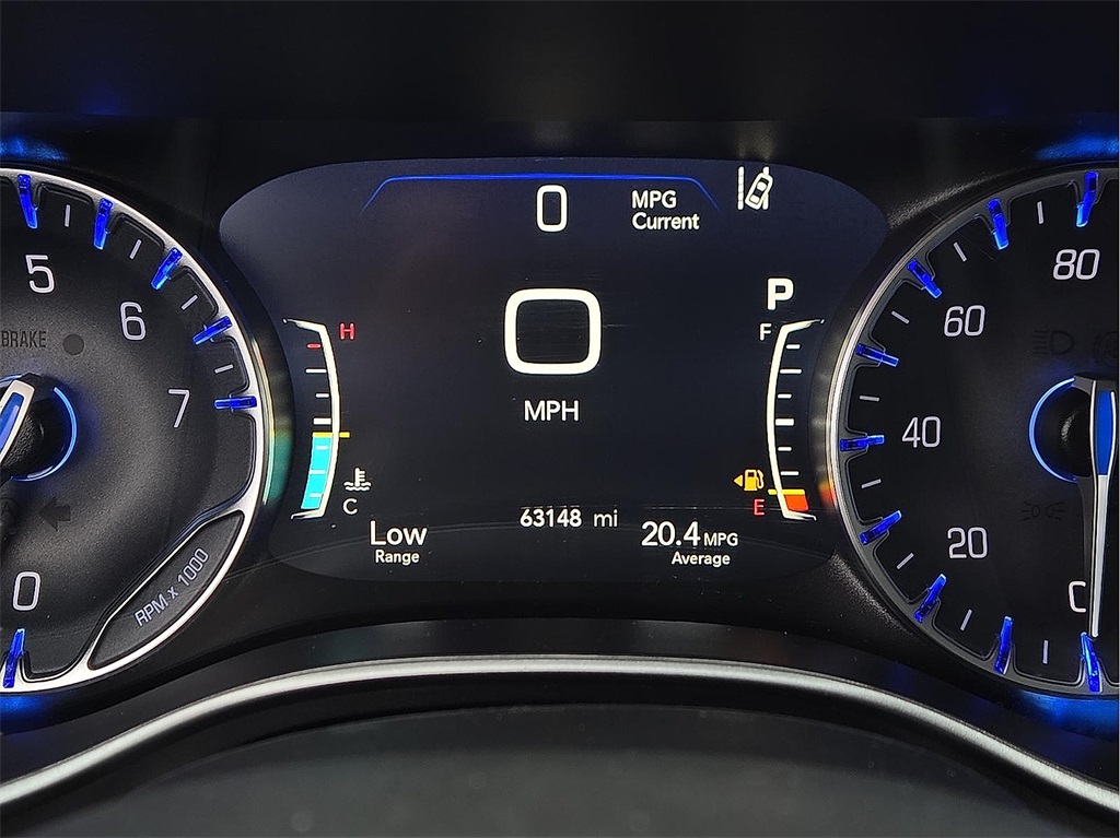 Used 2024 Chrysler Pacifica For Sale in Farmington, AR