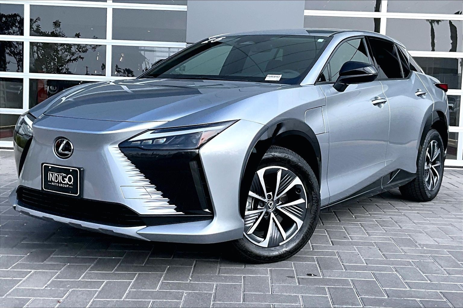 2025 Lexus RZ 450e Luxury AWD