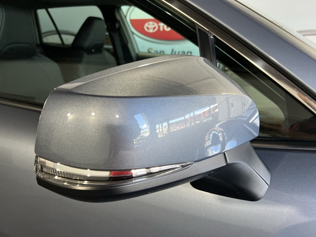 Thumbnail: 2026 Toyota Corolla Cross - 9