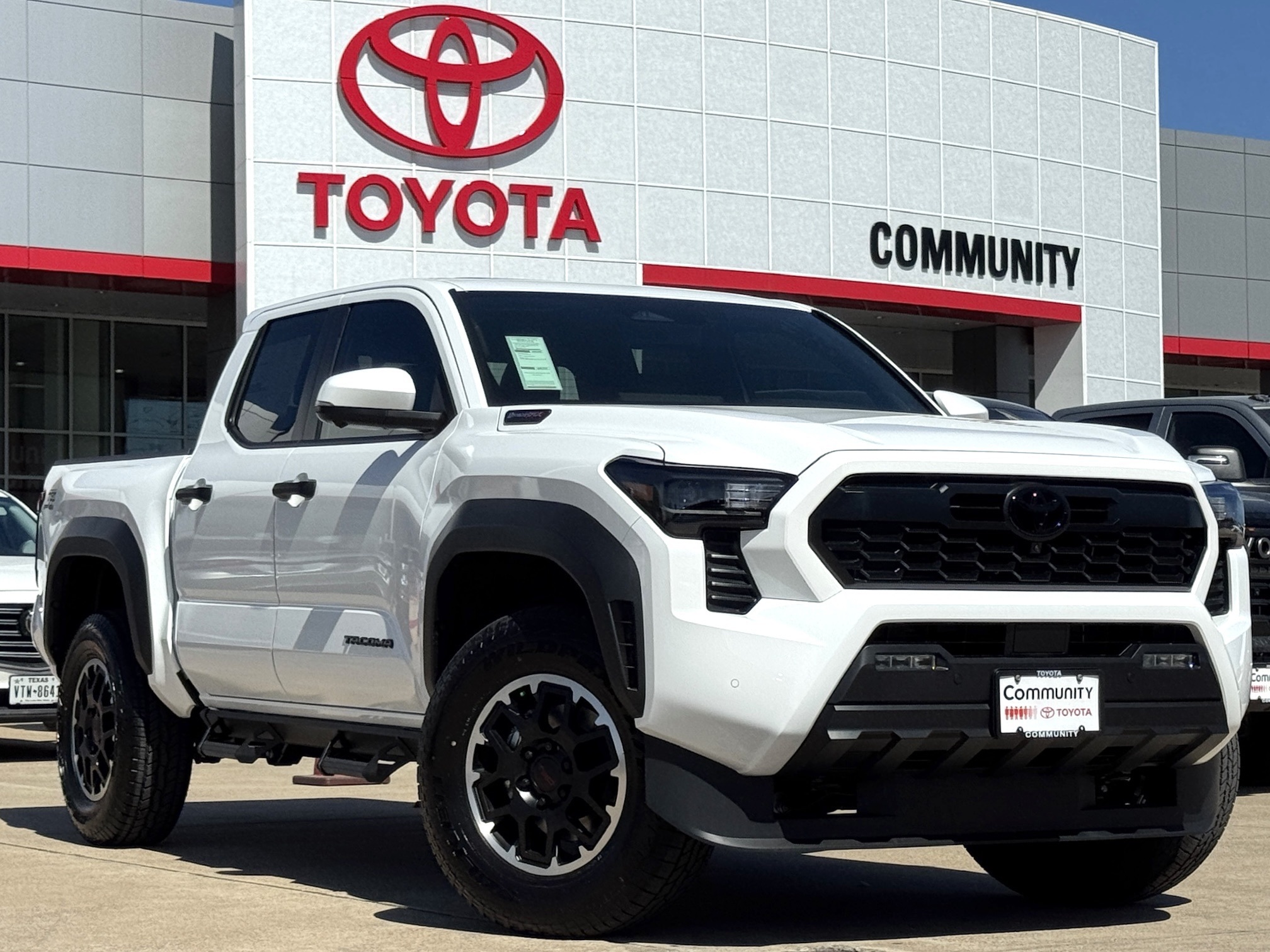 2025 Toyota Tacoma Hybrid TRD Off Road - 0