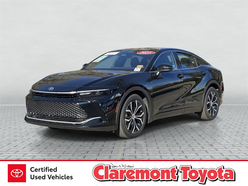 2025 Toyota Crown XLE AWD