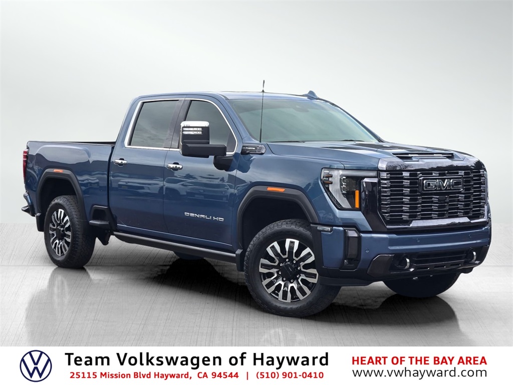 2024 GMC Sierra 2500HD Denali Ultimate Crew Cab 4WD
