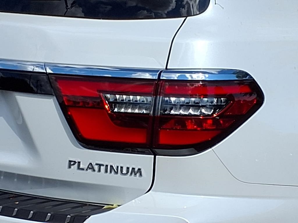2023 Nissan Armada Platinum photo 4