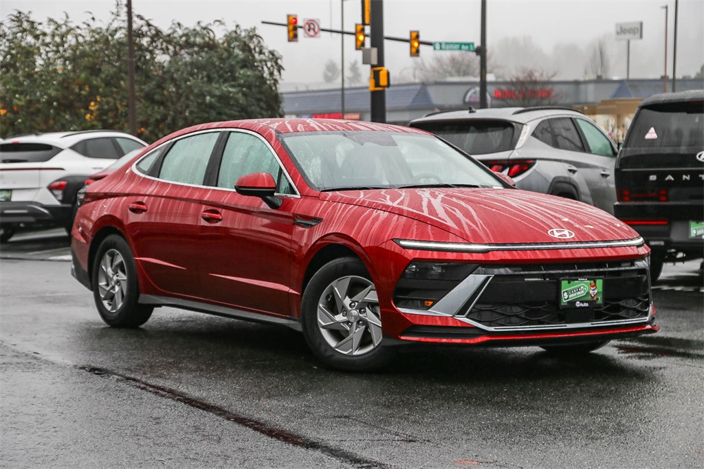 2025 Hyundai Sonata SE FWD