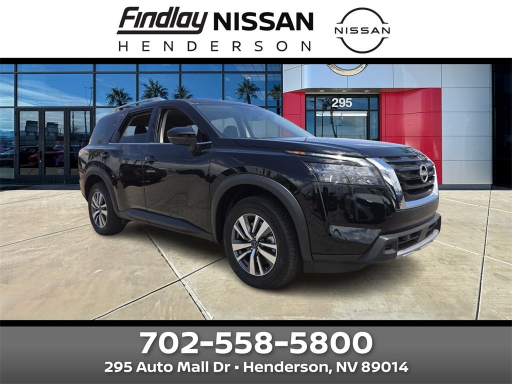 2025 Nissan Pathfinder SL