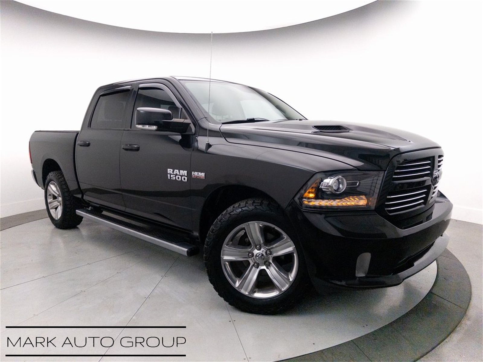 2016 RAM 1500 Sport