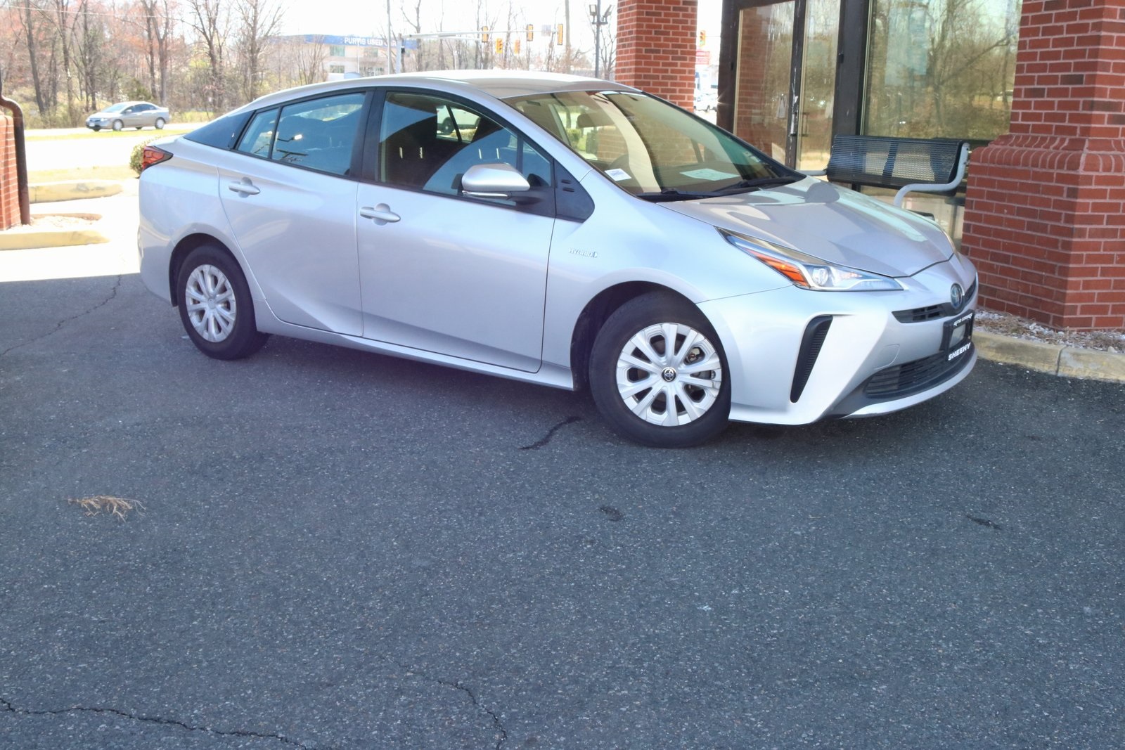 2020 Toyota Prius L Eco FWD