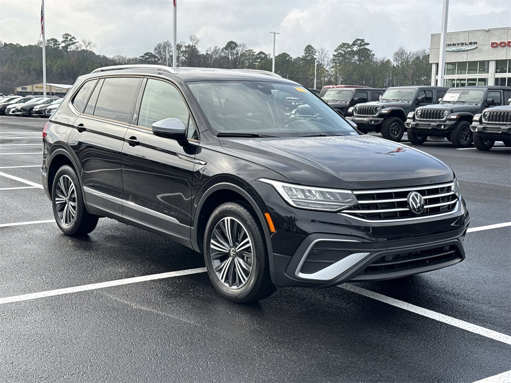 2024 Volkswagen Tiguan Wolfsburg Edition FWD