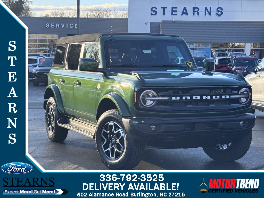 2025 Ford Bronco Outer Banks 4-Door 4WD