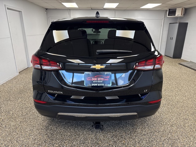 2023 Chevrolet Equinox LT photo 3