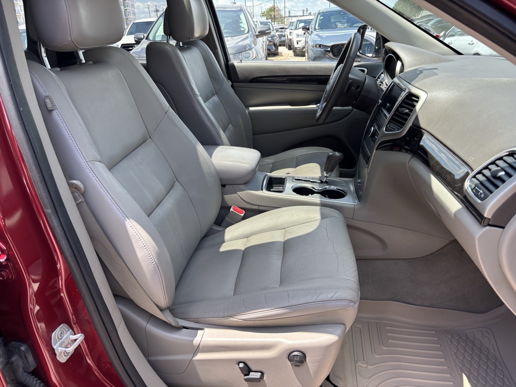 Used Car 2013 Jeep Grand Cherokee  Laredo For Sale Under $10,000 In Austin, Texas