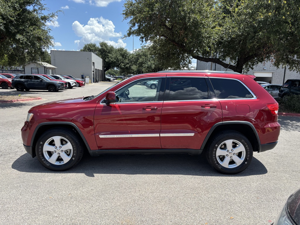 Used Car 2013 Jeep Grand Cherokee  Laredo For Sale Under $10,000 In Austin, Texas