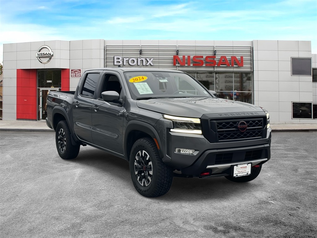 2024 Nissan Frontier PRO-4X Crew Cab 4WD