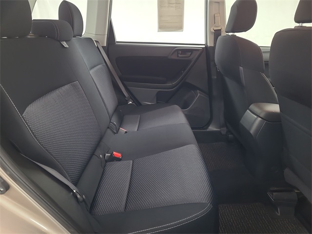 2015 – Subaru – Forester