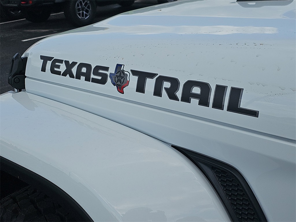 2025 Jeep Gladiator Sport - 4