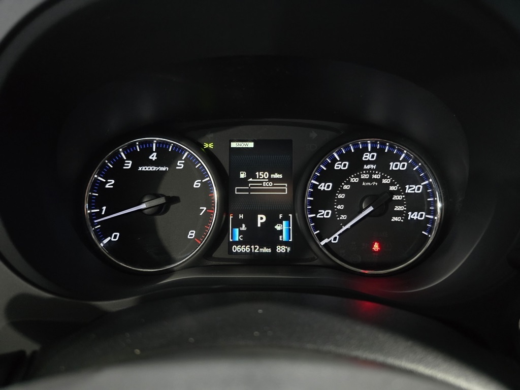 Thumbnail: 2016 Mitsubishi Outlander - 18