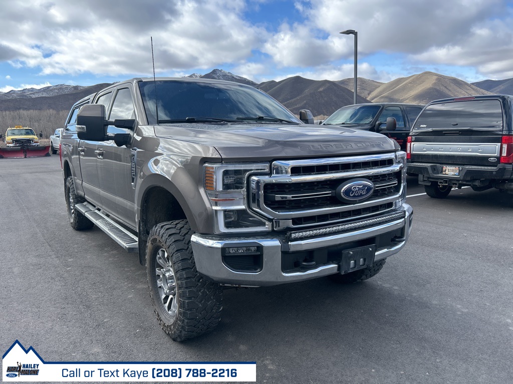 2022 Ford F-250 Super Duty Lariat Crew Cab 4WD