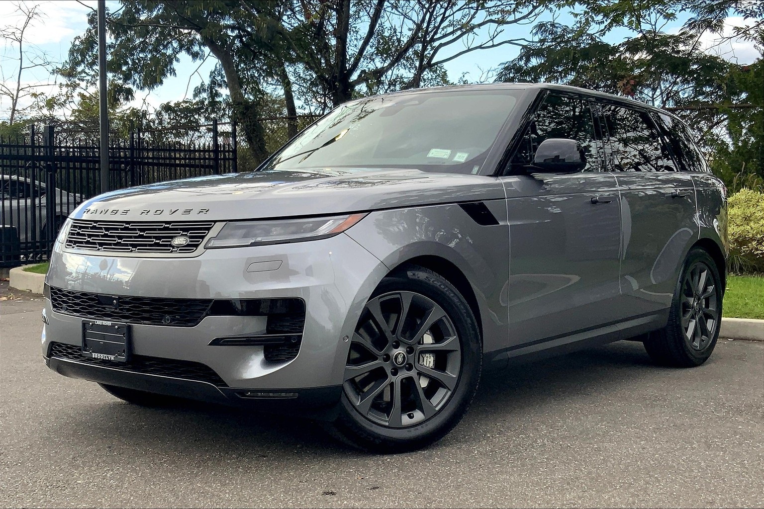 2025 Land Rover Range Rover Sport P360 S AWD