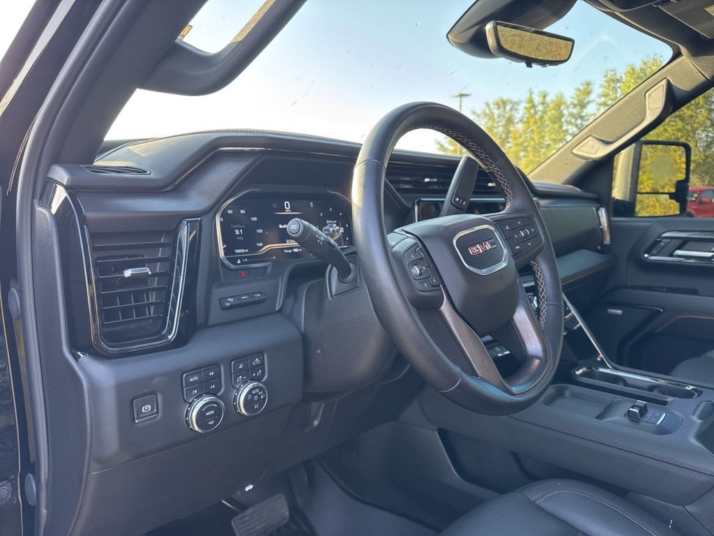 2024 Gmc Sierra HD AT4 photo 17